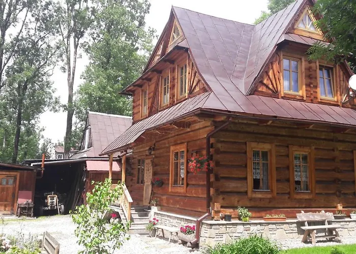 Dom Tomusik